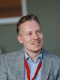 Dmitrii Kuzetnov head shot